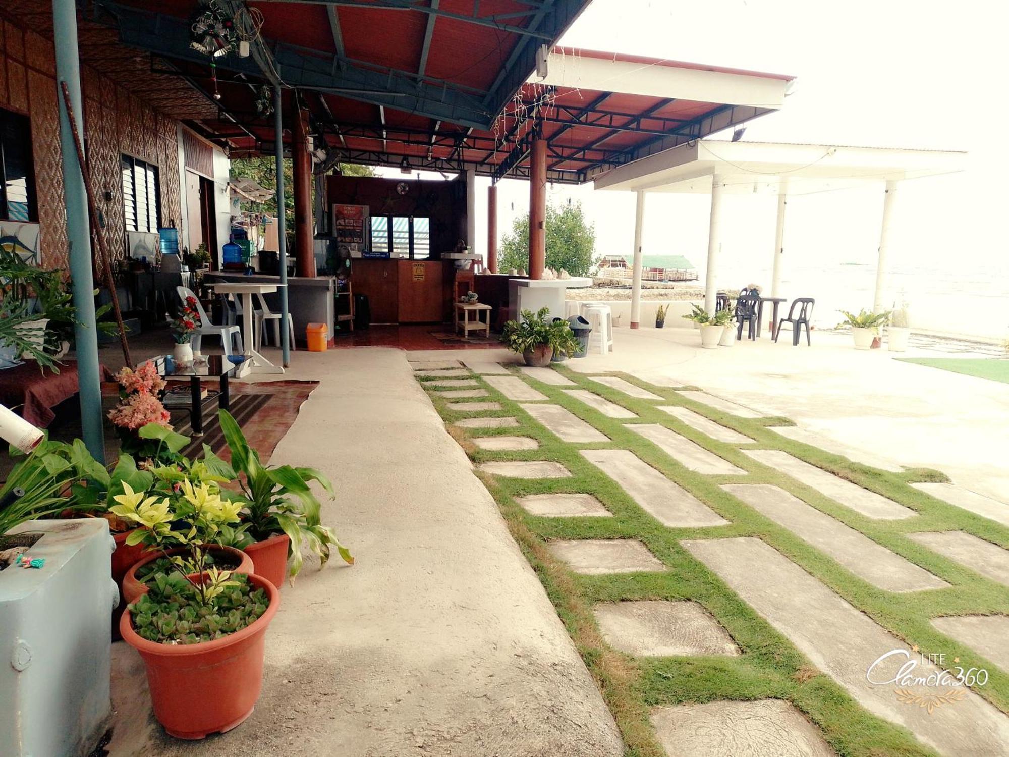 Angler'S Hub & Resort Oslob Buitenkant foto